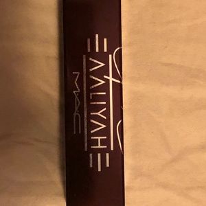 MAC Aaliyah lipstick